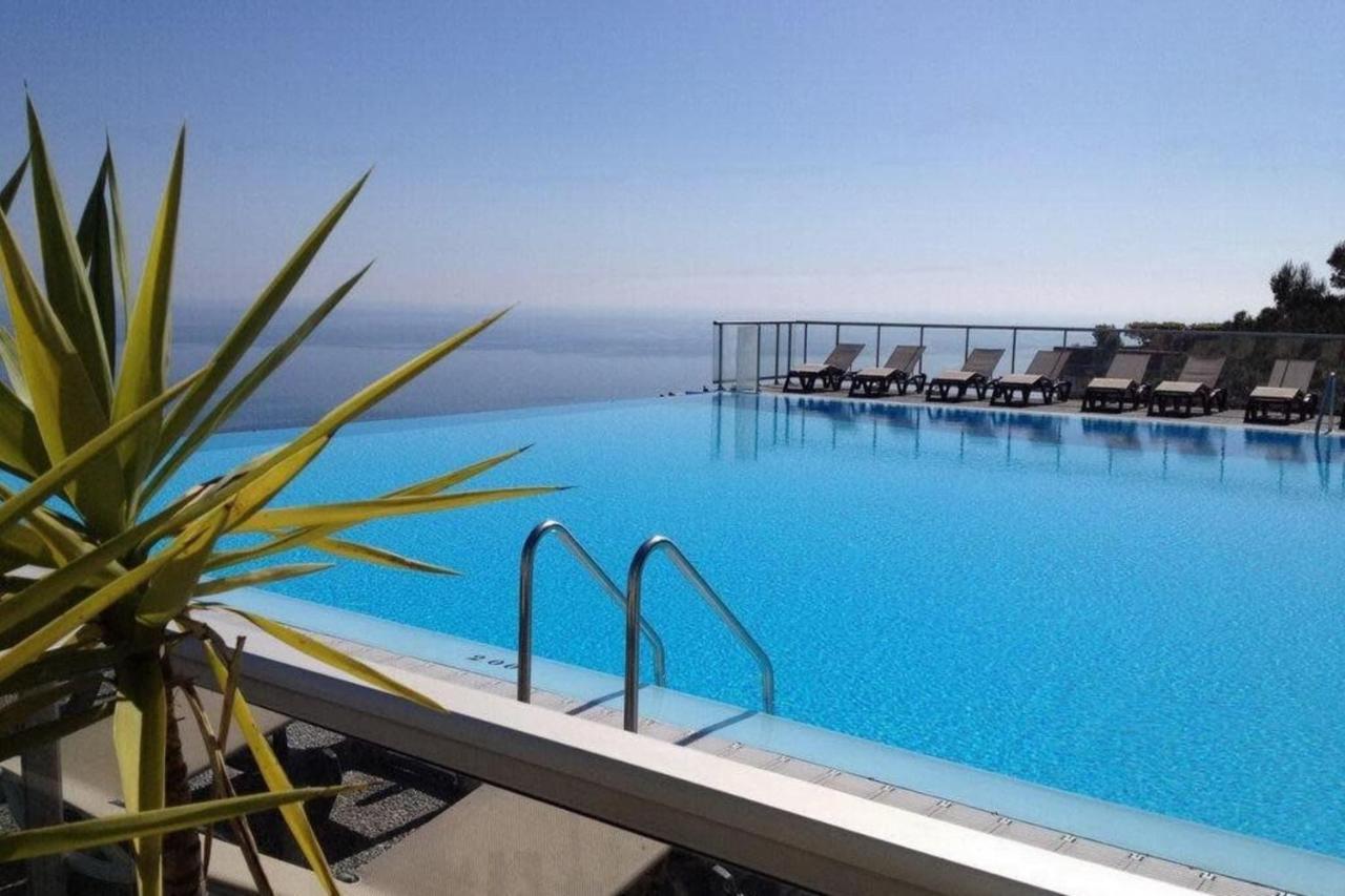 Air-Conditioned Apartment With Sea View Furnished Terrace & Parking Cap-d'Ail Kültér fotó
