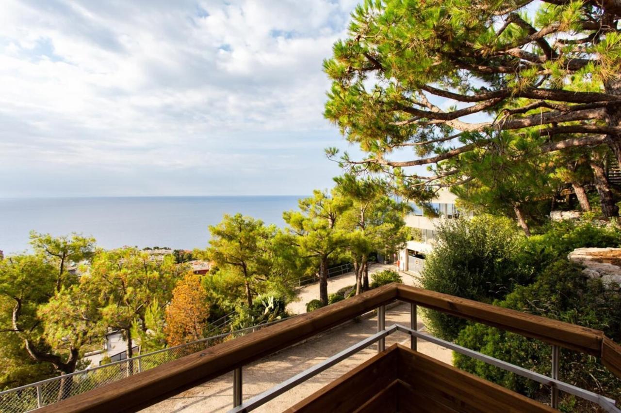 Air-Conditioned Apartment With Sea View Furnished Terrace & Parking Cap-d'Ail Kültér fotó